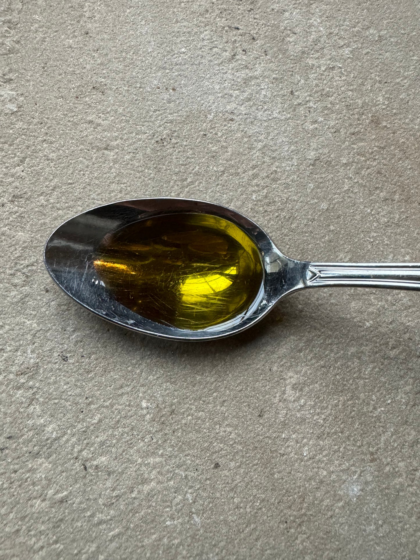 Olive oil with lemon 250ml